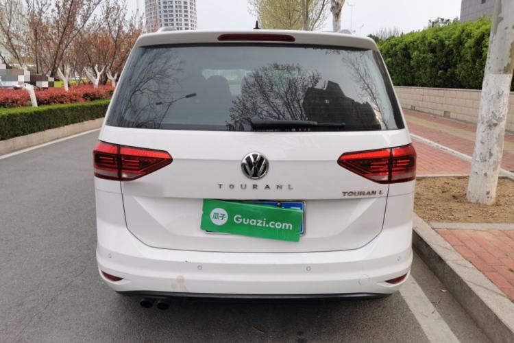 Used Volkswagen Touran 2016 Volkswagen Touran L 280TSI DSG Comfort Edition Rear