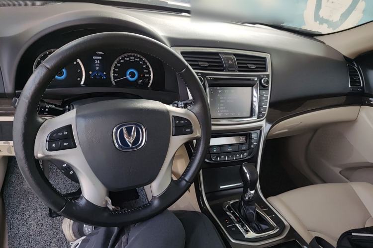 Used Changan Raeton 2014 1.8T Automatic Elite Anniversary Edition China V Standard
