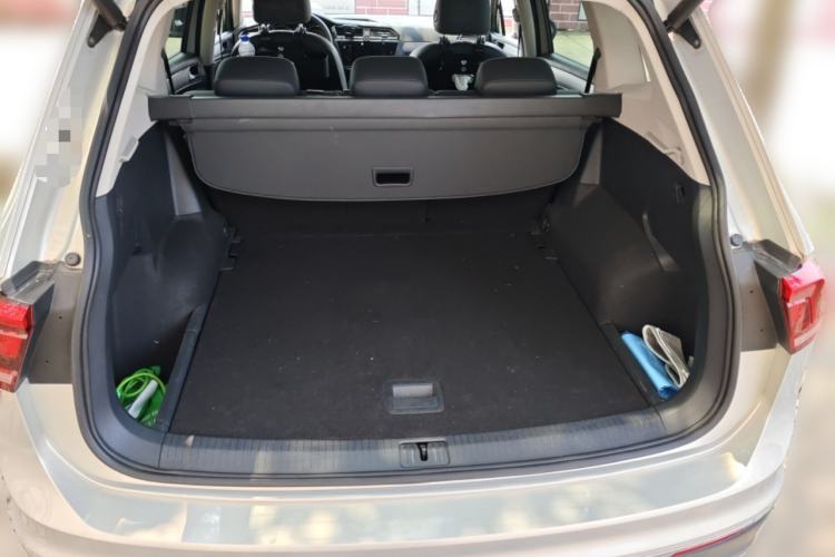 Used Volkswagen Tiguan L 2019 Revised 330TSI Automatic Two-Wheel Drive Smart & Luxury Edition China VI Standard Trunk