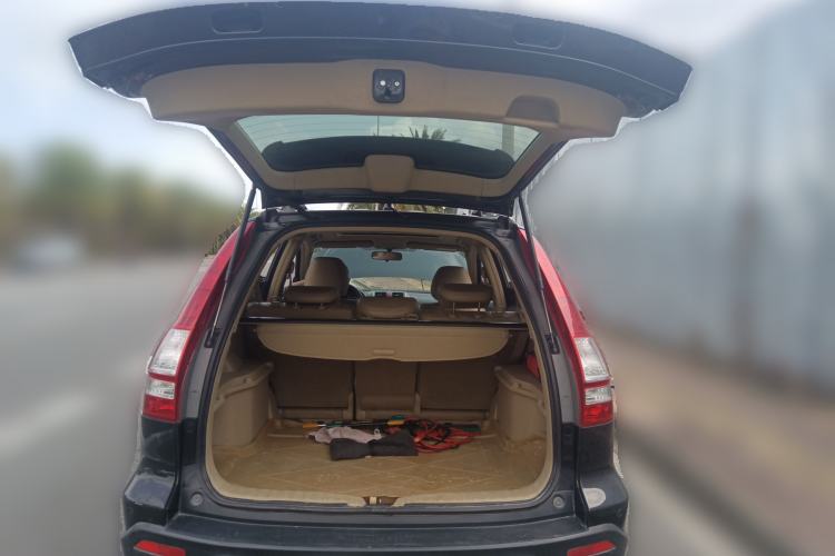 Used Honda CR-V 2007 2.4L automatic four-wheel drive luxury edition Trunk