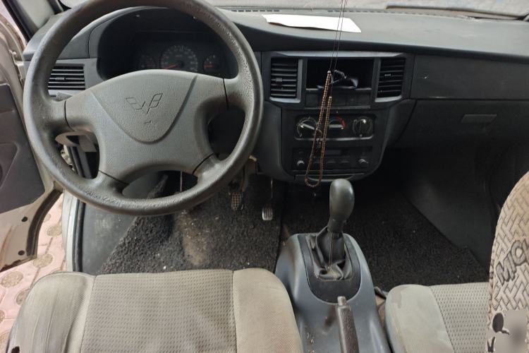 Used Wuling Zhiguang 2010 1.0L Liye Edition