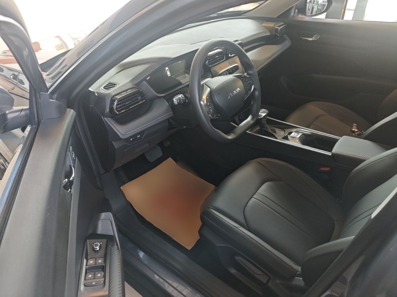 Dongfeng Aeolus Yixuan 2025 1.5L Automatic Luxury Version - Luxury — снимка 18
