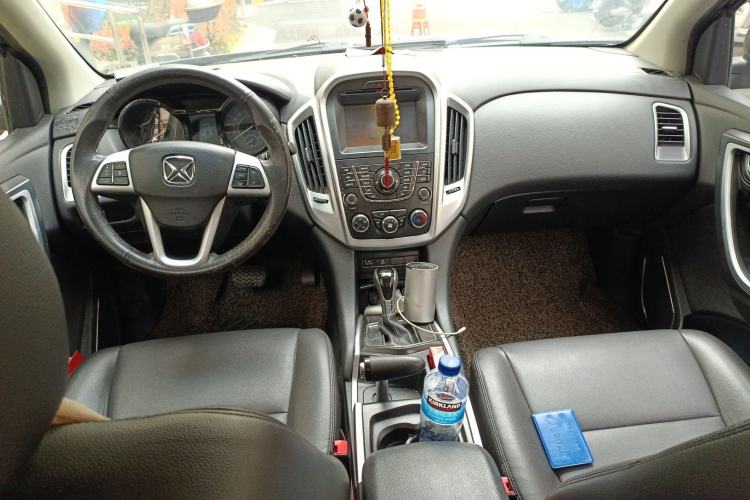 Used JMC Yusheng S350 2013 2.4T Automatic 2WD Diesel Ultra-Luxury 5-Seater
