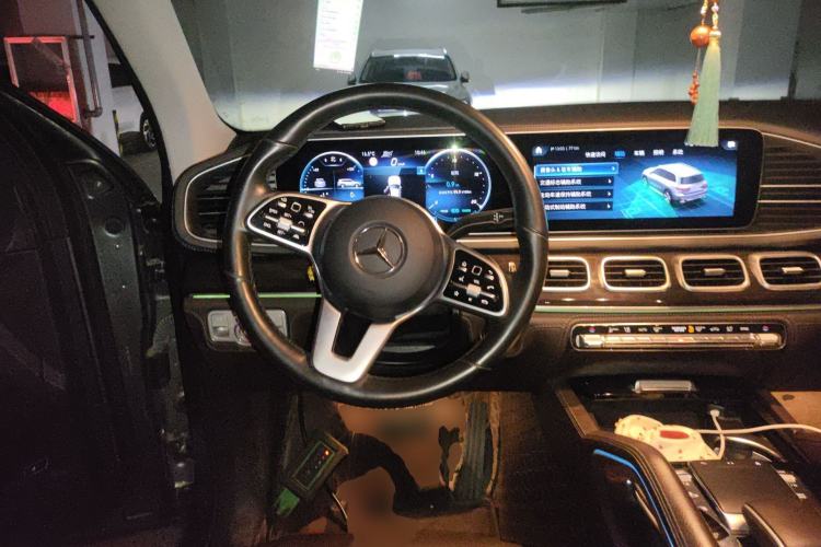 Used Mercedes-Benz GLS 2022 GLS 450 4MATIC Stylish Model Steering Wheel