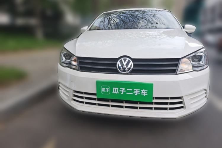 Used Volkswagen Jetta 2015 Value Edition 1.6L Automatic Fashion Version Front