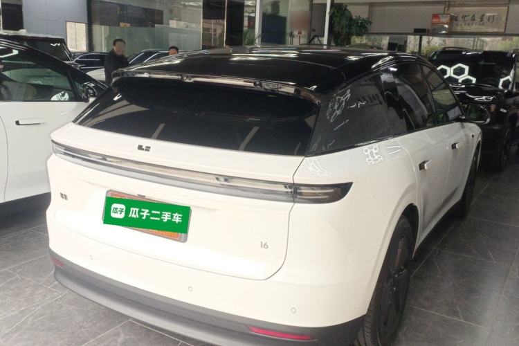 Used Li Auto i6 2025 Model Two-Wheel-Drive Standard Type
