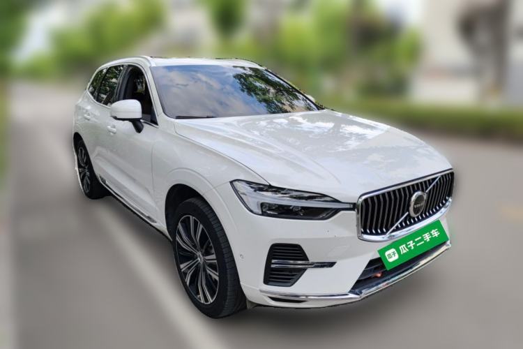 Used Volvo XC60 New Energy 2023 T8 Plug-in Hybrid Long-Range All-Wheel Drive Smart Luxury Edition
