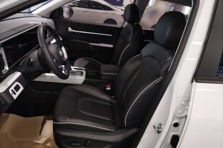 Used Hyundai ix35 2023 Musso 2.0L Deluxe Edition DLX Left Front Seat