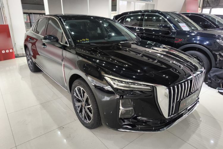 Used Hongqi H5 PHEV 2025 130 Super Hybrid Version Front Right 45 Deg