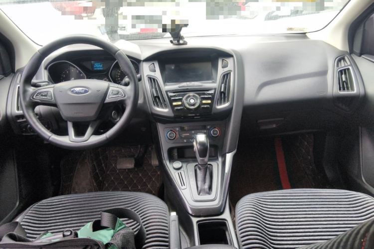 Used Ford Focus 2017 Sedan 1.6L Automatic Fashion Edition Smart Drive Version Center Console