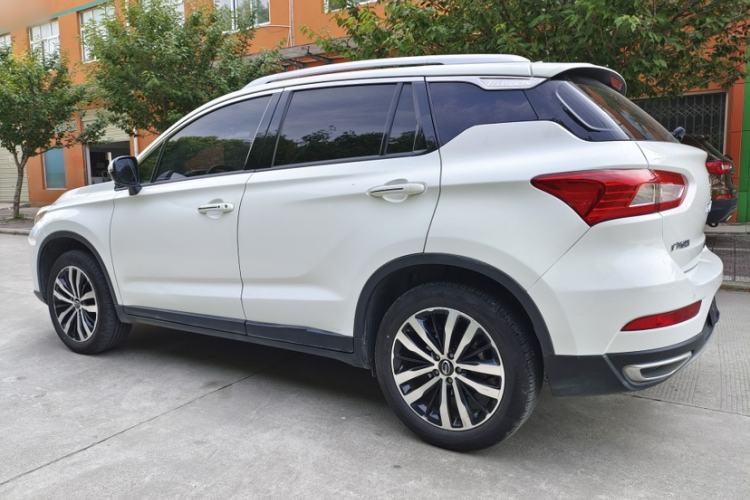 Used GAC Trumpchi GS4 2017 235T Automatic Two-Wheel Drive Luxury Smart Connectivity Version