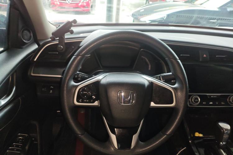 Used Honda Civic 2016 220TURBO CVT Luxury Edition
