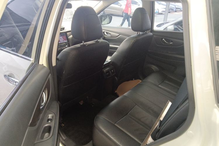 Used Nissan X-Trail 2014 2.0L CVT Comfort Edition 2WD Left Rear Seat