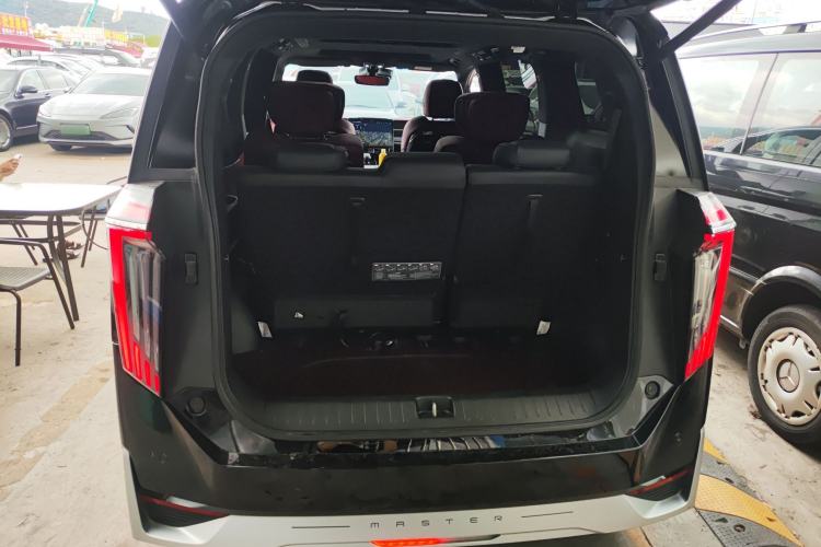 Used GAC Trumpchi M8 2023 Zongshi Series 400T Flagship Edition Trunk