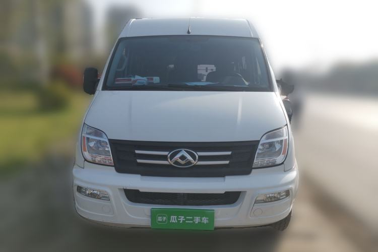 Used SAIC MAXUS Xintu V80 2021 2.0T Manual Classic Aoyuntong 127 PS Mid-axle Mid-roof 6/7/8/9-Seater Front