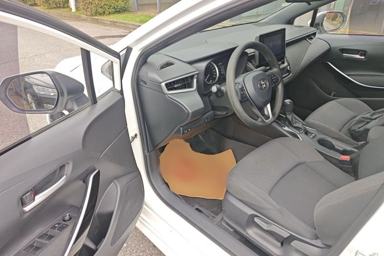 Used Toyota Levin 2022 Dual-Motor 1.8H E-CVT Leading Edition
