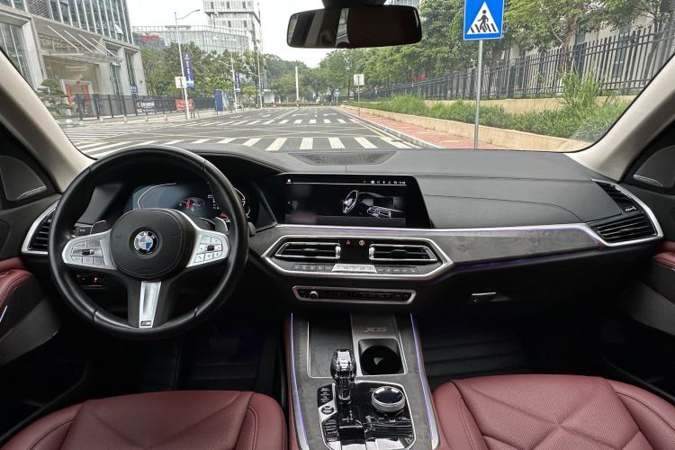 Used BMW X5 2022 Restyled xDrive 30Li Luxury Version M Sport Package