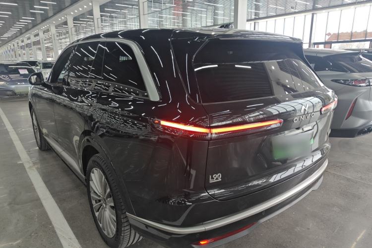 Used ONVO Luxeed L90 2025 Model—Max Six-Seater Version