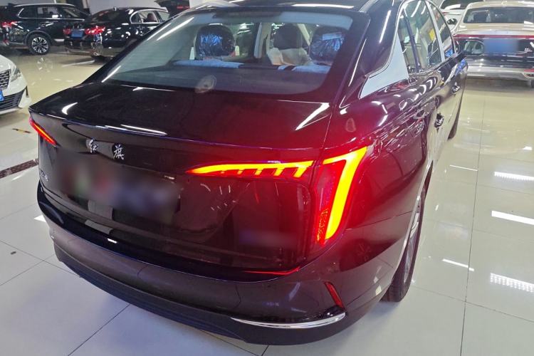 Used Hongqi E-QM5 2025 500km Range Commuter Version
