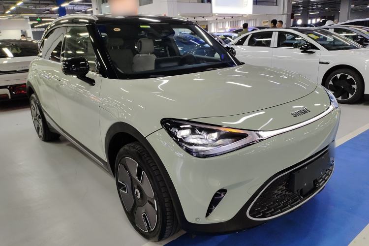 Used smart #1 2024 Dynamic Luxury Edition Front Right 45 Deg