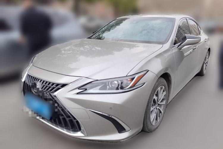 Used Lexus ES 2021 300h Excellence Edition