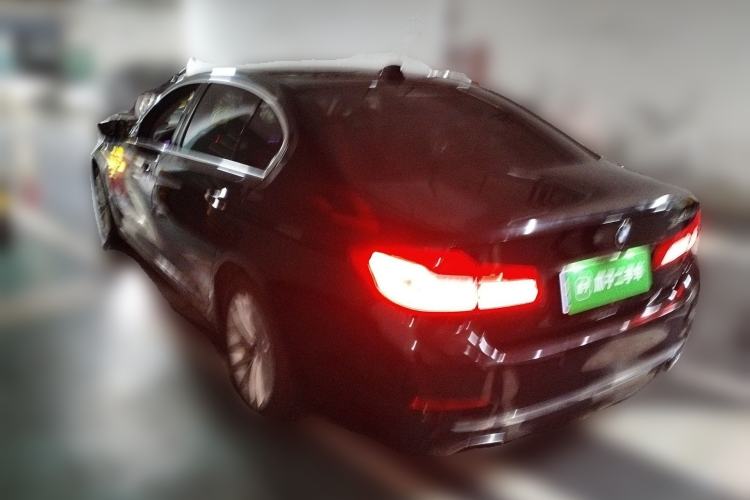 Used BMW 5 Series 2019 Facelifted 530Li Leading Edition Luxury Package
