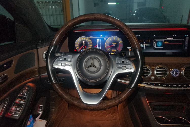 Used Mercedes-Benz S-Class 2019 S 350 L Executive Edition Steering Wheel