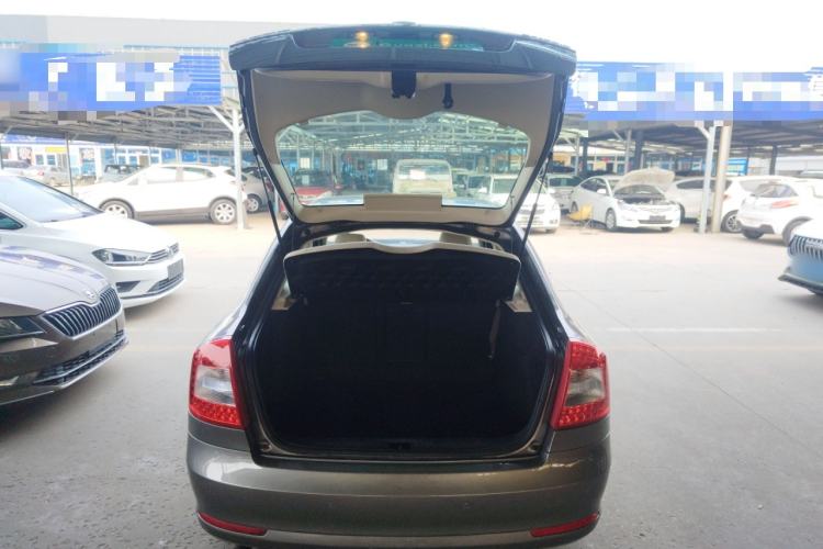 Used Skoda Octavia 2012 1.4TSI Manual - Yijun Edition Trunk