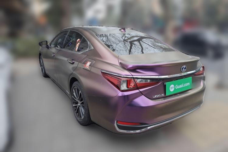 Used Lexus ES 2021 300h Deluxe Edition