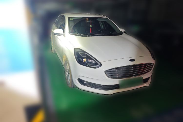 Used Ford Escort 2019 Revised Version 1.5L Automatic Enjoyment Type China VI Standard Front Right 45 Deg