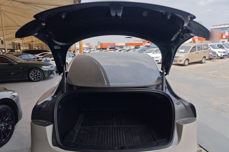 Used Tesla Model 3 2023 Long-Range All-Wheel-Drive Version
