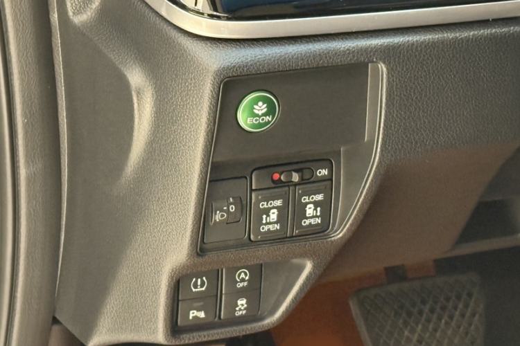 Used Honda Odyssey 2018 2.4L Luxury Edition