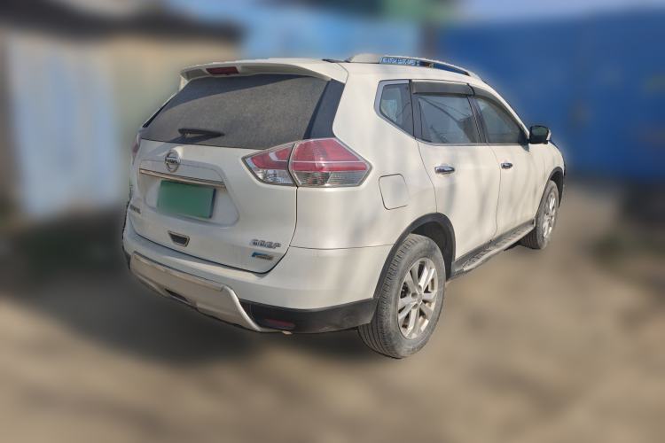 Used Nissan X-Trail 2015 2.0L CVT Comfort MAX Edition 2WD Rear Right 45 Deg