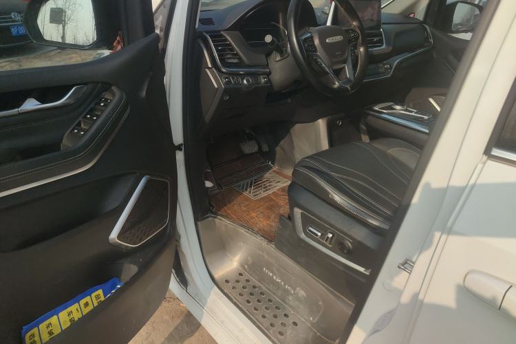 Used SAIC MAXUS G20 2021 Facelifted PLUS 2.0T Gasoline Automatic Luxury Edition
