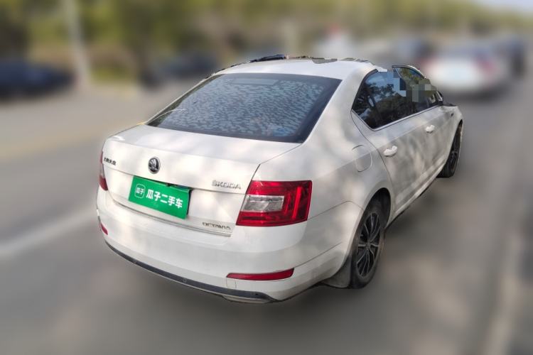 Used Skoda Octavia 2017 1.6L Automatic Smart Drive Edition
