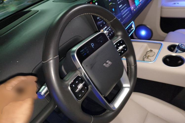 Used Li Auto L9 2022 Max model
