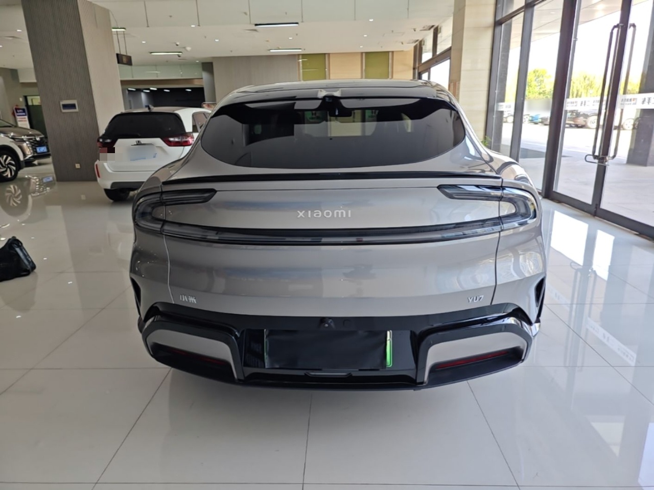 Xiaomi Auto YU7 2025 Ultra-Long Range All-Wheel Drive Pro Version — снимка 5