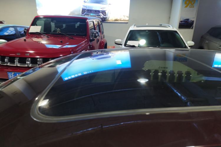 Used Zotye Z700 2016 1.8T DCT Elegant Version
