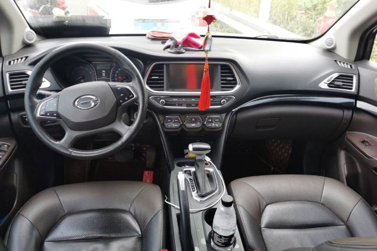 Used GAC Trumpchi GS4 2015 200T G-DCT Luxury Edition Center Console