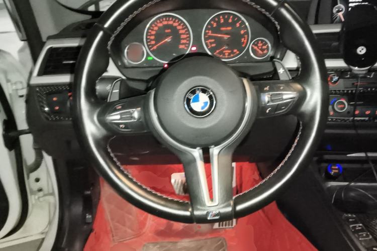 Used BMW 3 Series 2015 320Li Luxury Edition Fashion Model
