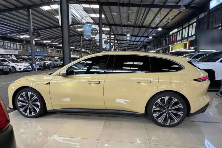 Used Nio ET5T 2023 75 kWh Touring