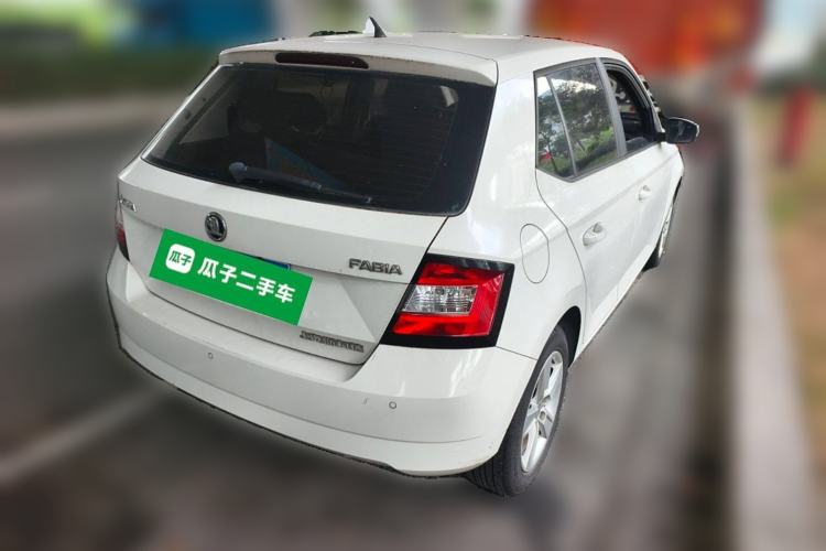 Used Skoda Fabia 2017 1.4L Automatic Car Enjoy Edition Rear Right 45 Deg