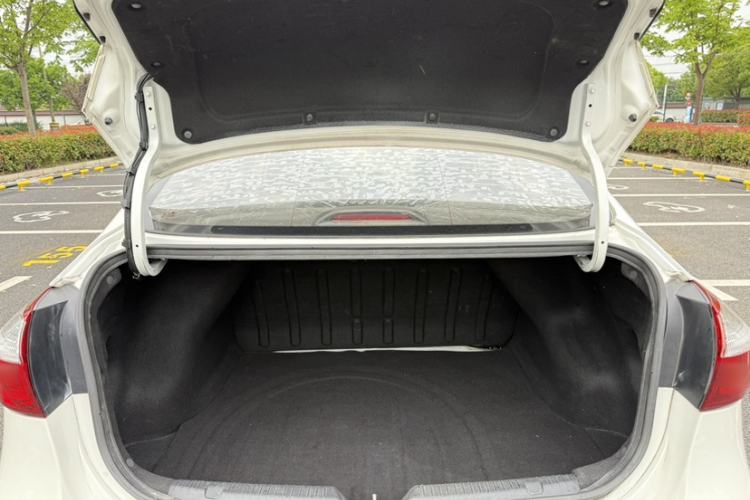 Used Kia K3 2016 1.6L Manual GL
