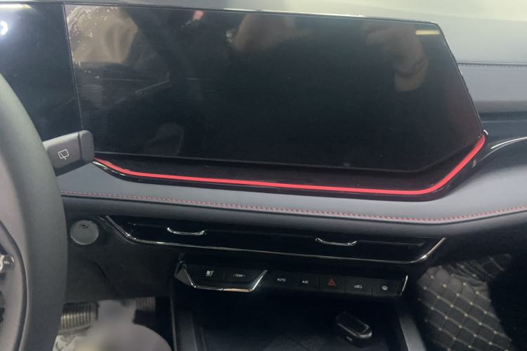 Used CHANGAN X5 PLUS 2025 1.5T DCT High-Energy Version
