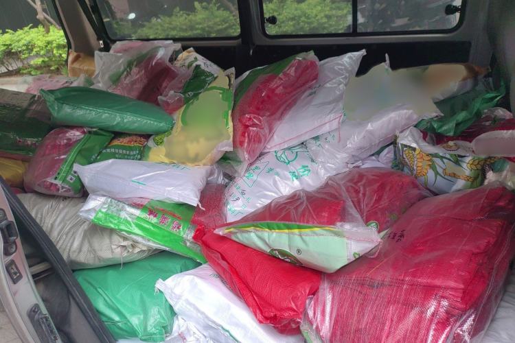 Used FORTHING Lingzhi 2022 M5L 1.6L Utility Model 7 Seats
