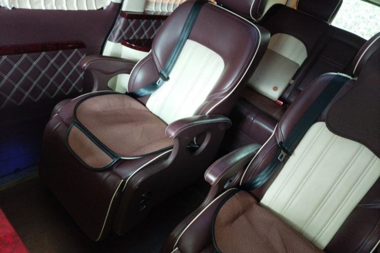 Used Mercedes-Benz Vito 2013 3.0L Business Edition Left Rear Seat