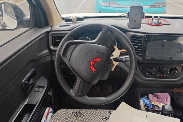 Used Wuling Hongguang V 2022 1.5L Jingqu Edition Electric-Assist LAR