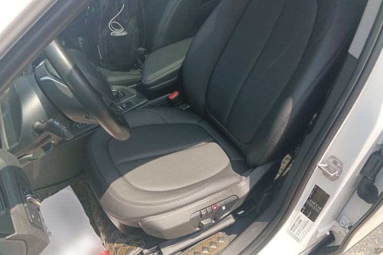 Used BMW X1 2016 sDrive18Li Fashion Model Left Front Seat