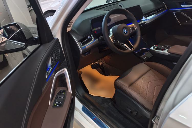 Used BMW iX1 2023 eDrive25L M Sport Package
