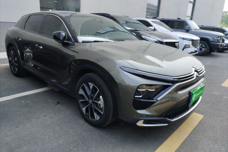 Used Citroen C5 X 2024 1.6T Extraordinary Power Front Right 45 Deg